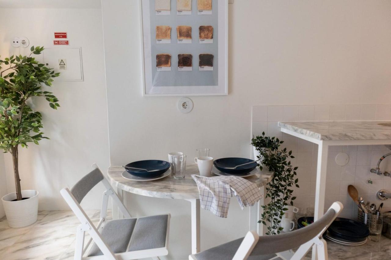 Beautiful 1 Bedroom In Apartment Lissabon