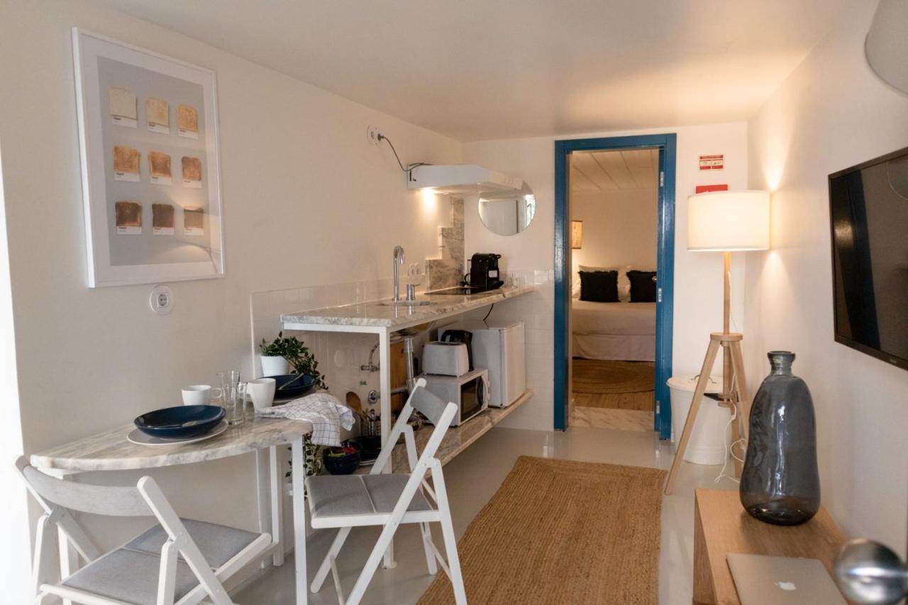 Beautiful 1 Bedroom In Apartment